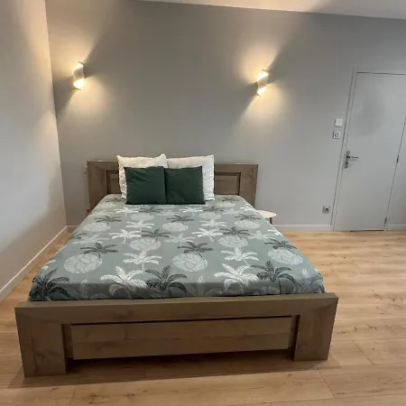 別荘 Au Plaisir De L'ivoie