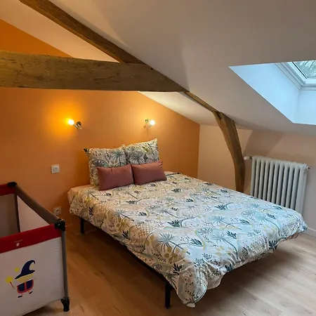 Дом отдыха Au Plaisir De L'ivoie Le May-sur-Evre