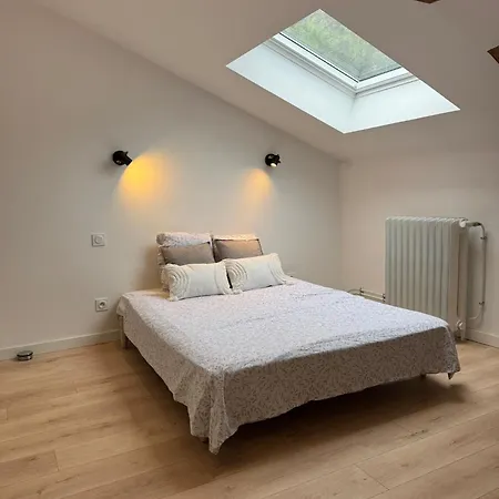 Au Plaisir De L'ivoie *